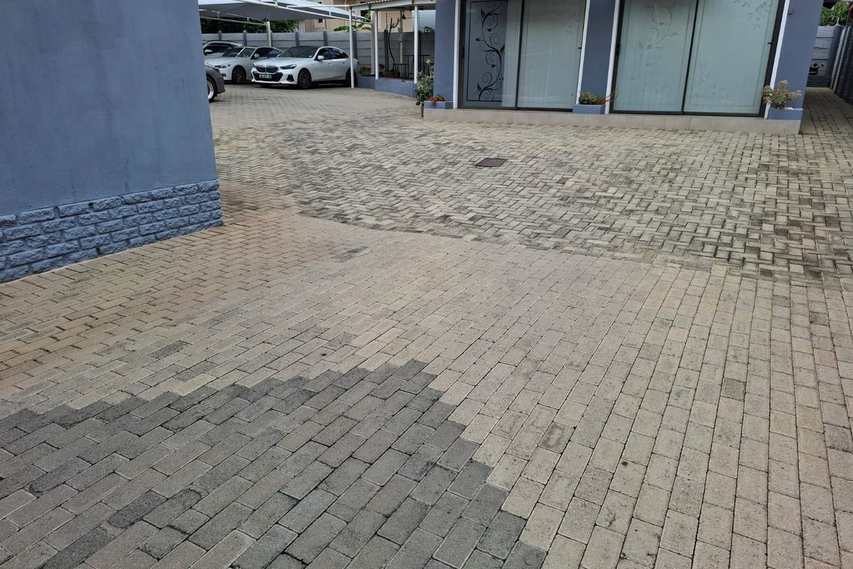 Business-Ready Property with Multiple Offices for sale in Safari Gardens, Rustenburg - Photo 5