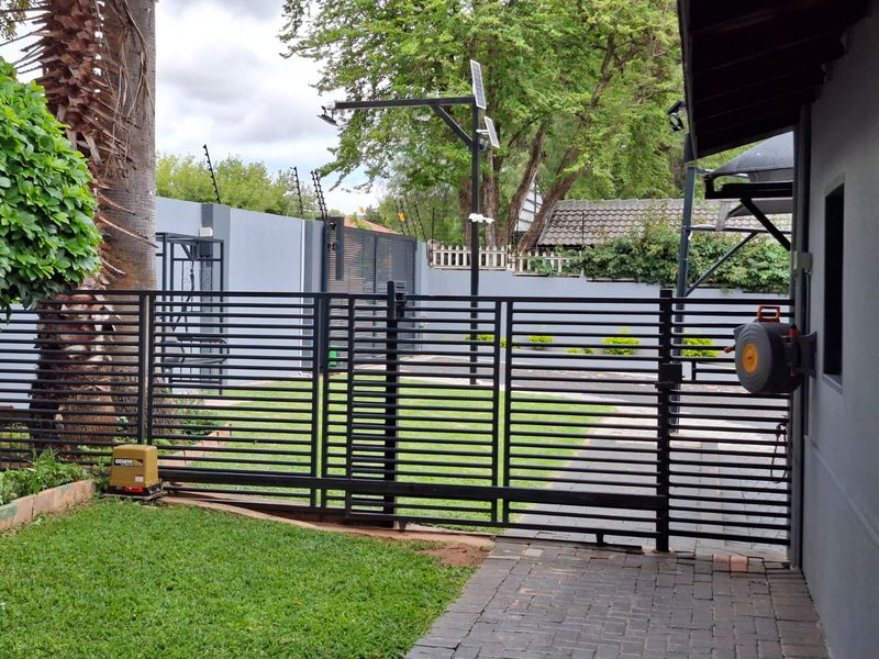 Family Haven for sale in Safari Gardens, Rustenburg - Photo 7