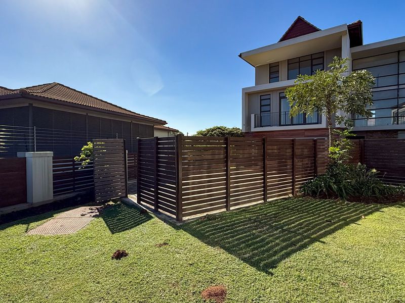 Modern 3-Level Luxury Living in the Heart of Izinga, Umhlanga - Photo 2