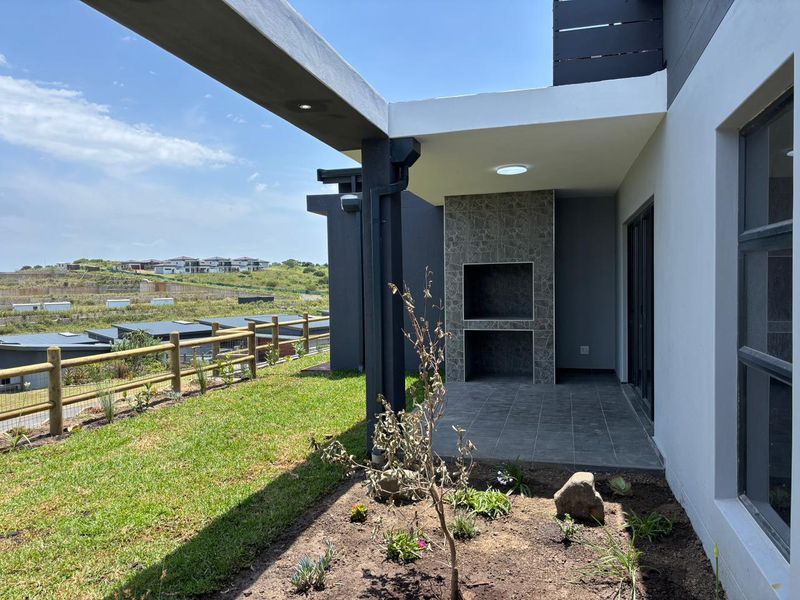 Welcome to Palm Orion – Your Modern Coastal Haven - Photo 3