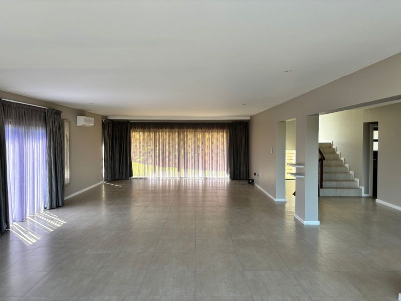 Modern 4-Bedroom Townhouse for Sale in Zimbali Estate - Photo 9