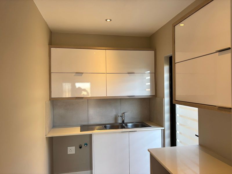 Modern 4-Bedroom Townhouse for Sale in Zimbali Estate - Photo 7