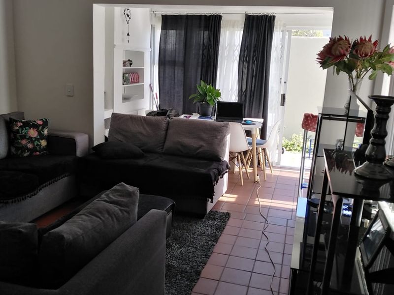 UNFURNISHED 2 BEDROOM GROUNDFLOOR APARTMENT IN GREENWAYS FOR SALE - Photo 8