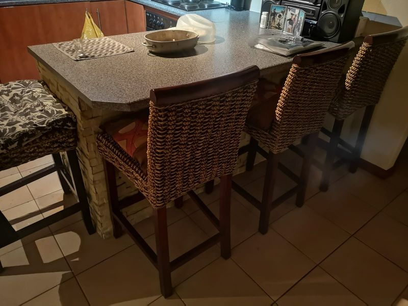 3 Bedroom furnished house in Fleurpark, Gordons Bay - Photo 7