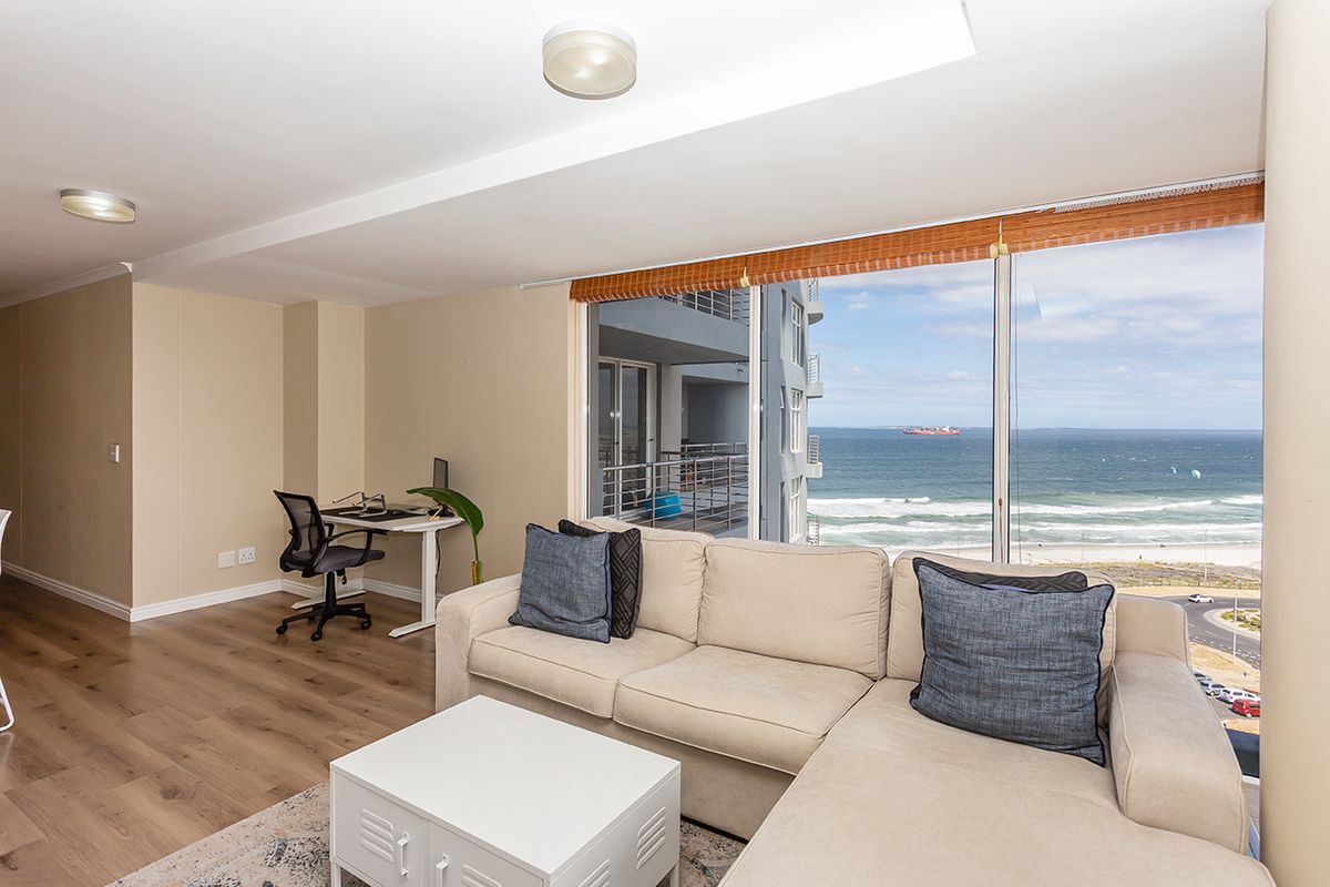 Spacious light-filled high-rise apartment - Photo 4