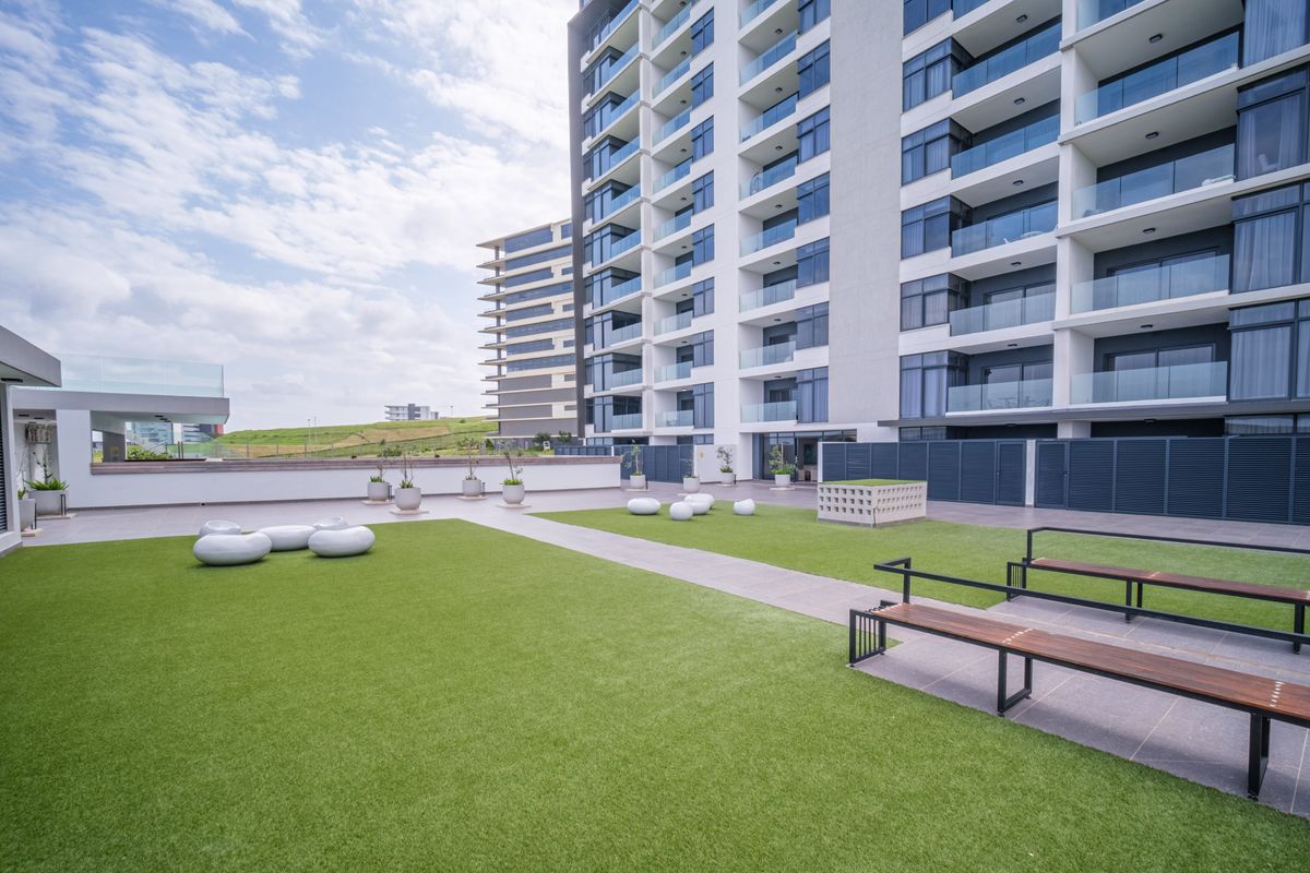 Ocean View 2 Bedroom Apartment at Ridgeside Residence - Photo 3