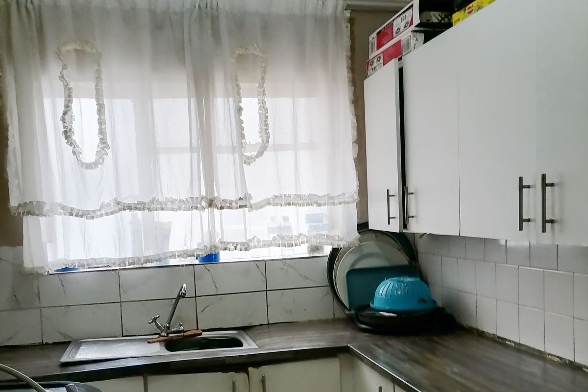 CENTRAL 1 BED 1 BATH APARTMENT FOR SALE - Photo 4