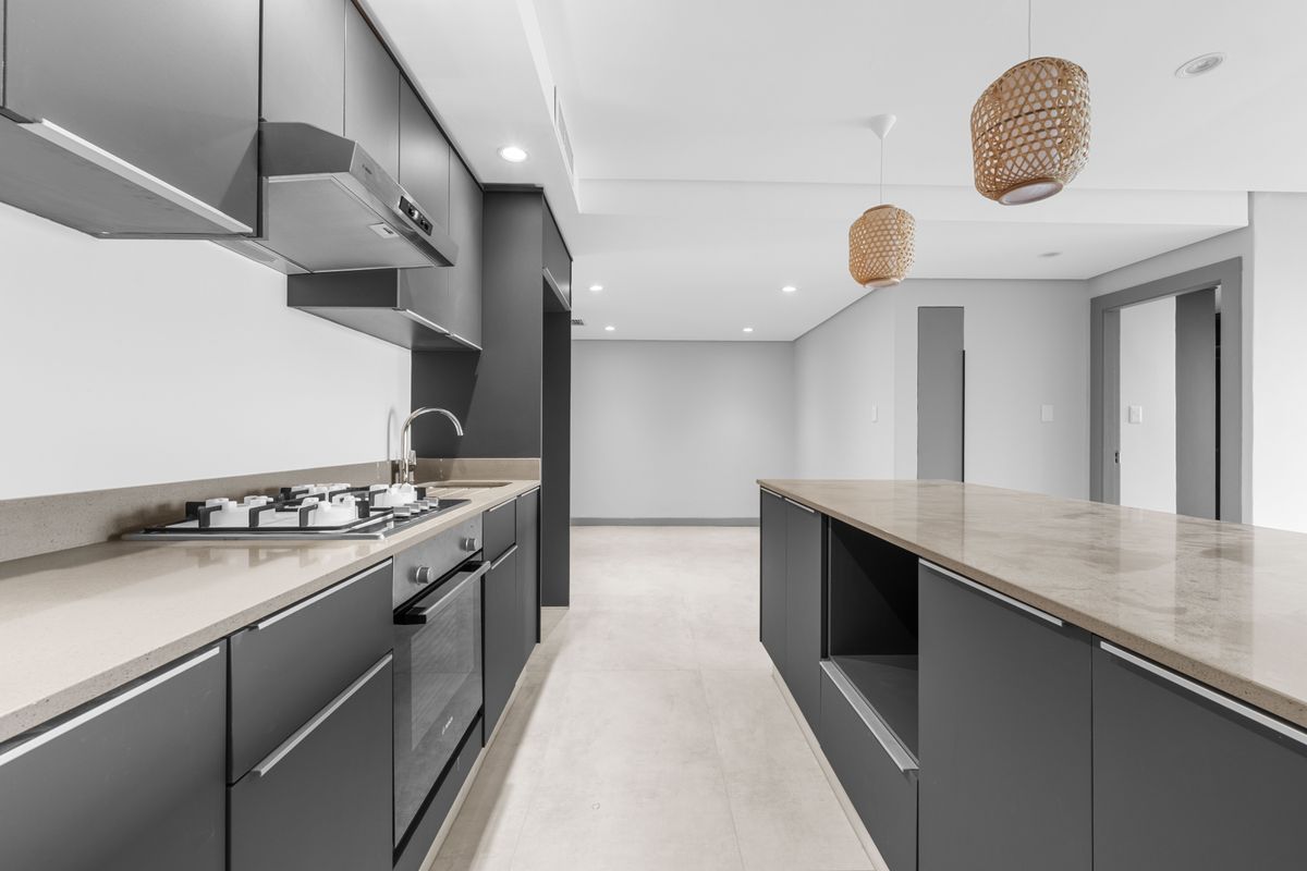 3 Bedroom, 3 Bathroom Ocean View Apartment – Ridgeside Residence - Photo 3