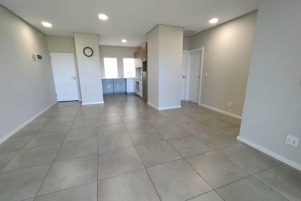 Stunning Townhouse in Manor Views Estate - Photo 4
