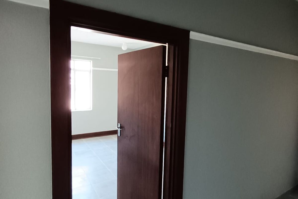 CENTRAL 1 BED 1 BATH APARTMENT FOR SALE - Photo 5