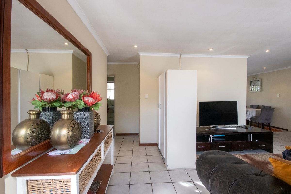 3 Bedroom Family home - Photo 2