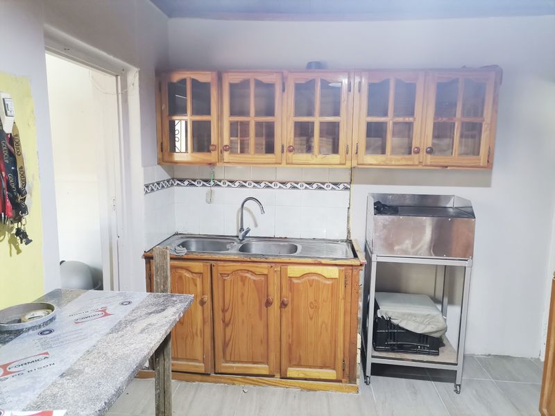 BOOYSEN PARK 3 BED 1 BATH HOUSE WITH SINGLE GARAGE FOR RENT - Photo 5