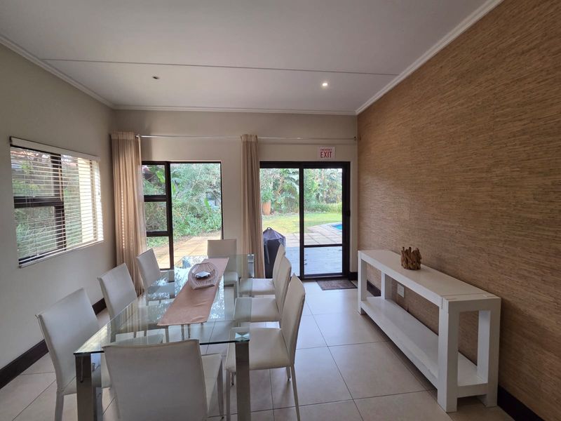 4-Bedroom Townhouse with Pool & Golf Course Views – Zimbali Estate -Including Furniture - Photo 7