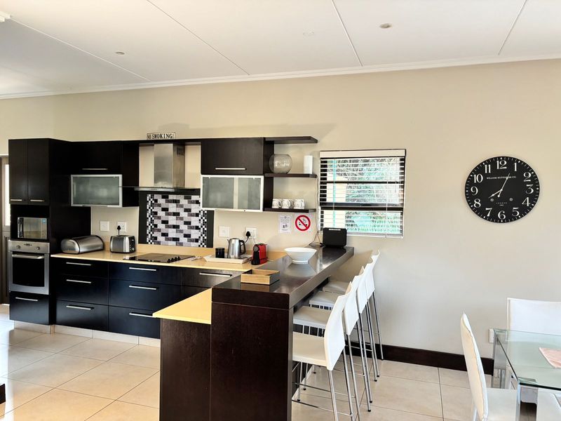 4-Bedroom Townhouse with Pool & Golf Course Views – Zimbali Estate -Including Furniture - Photo 5