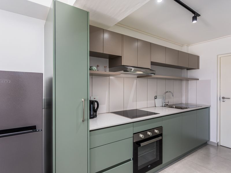 Fully Furnished 1 Bedroom Studio Apartment to Let - Photo 3