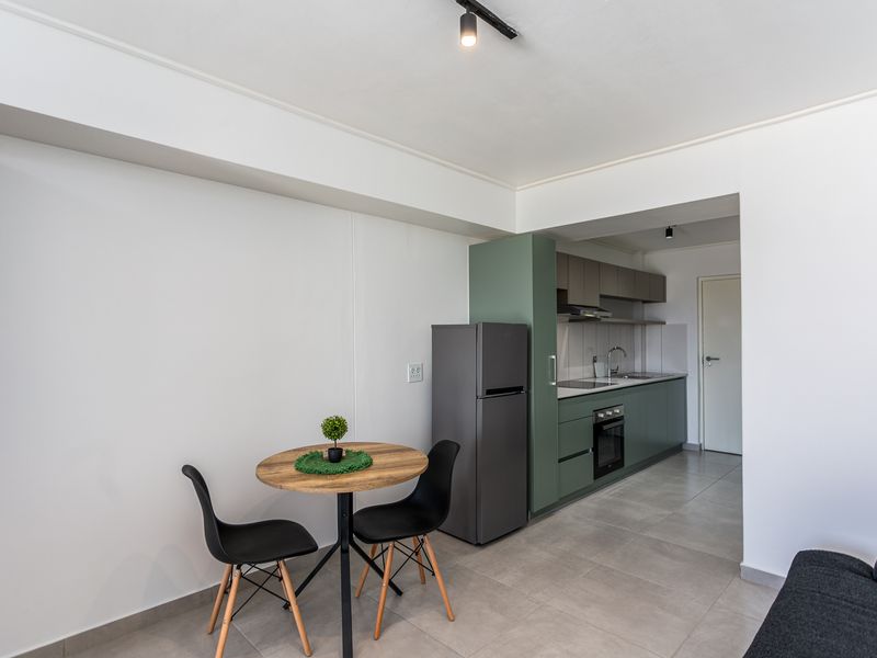 Fully Furnished 1 Bedroom Studio Apartment to Let - Photo 5