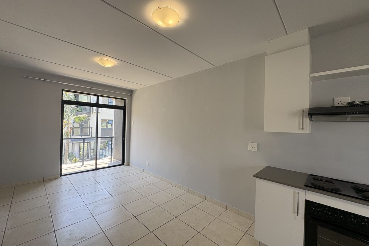 GORGEOUS 2-BEDROOM APARTMENT. - Photo 4