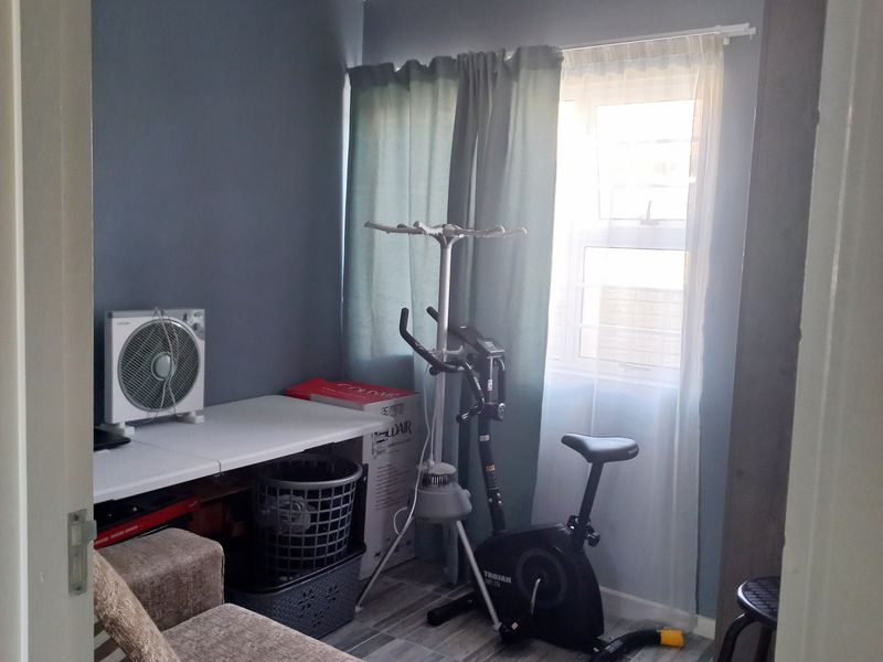 3 BED 2 BATH TOWNHOUSE WITH DOUBLE GARAGE FOR SALE - Photo 8