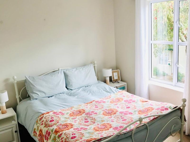 Newly Renovated Townhouse in Kenilworth Village - 18 March Open Hour @18:00 Book for Appointment - Photo 6