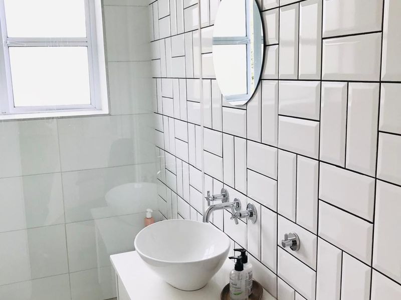 Newly Renovated Townhouse in Kenilworth Village - 18 March Open Hour @18:00 Book for Appointment - Photo 5