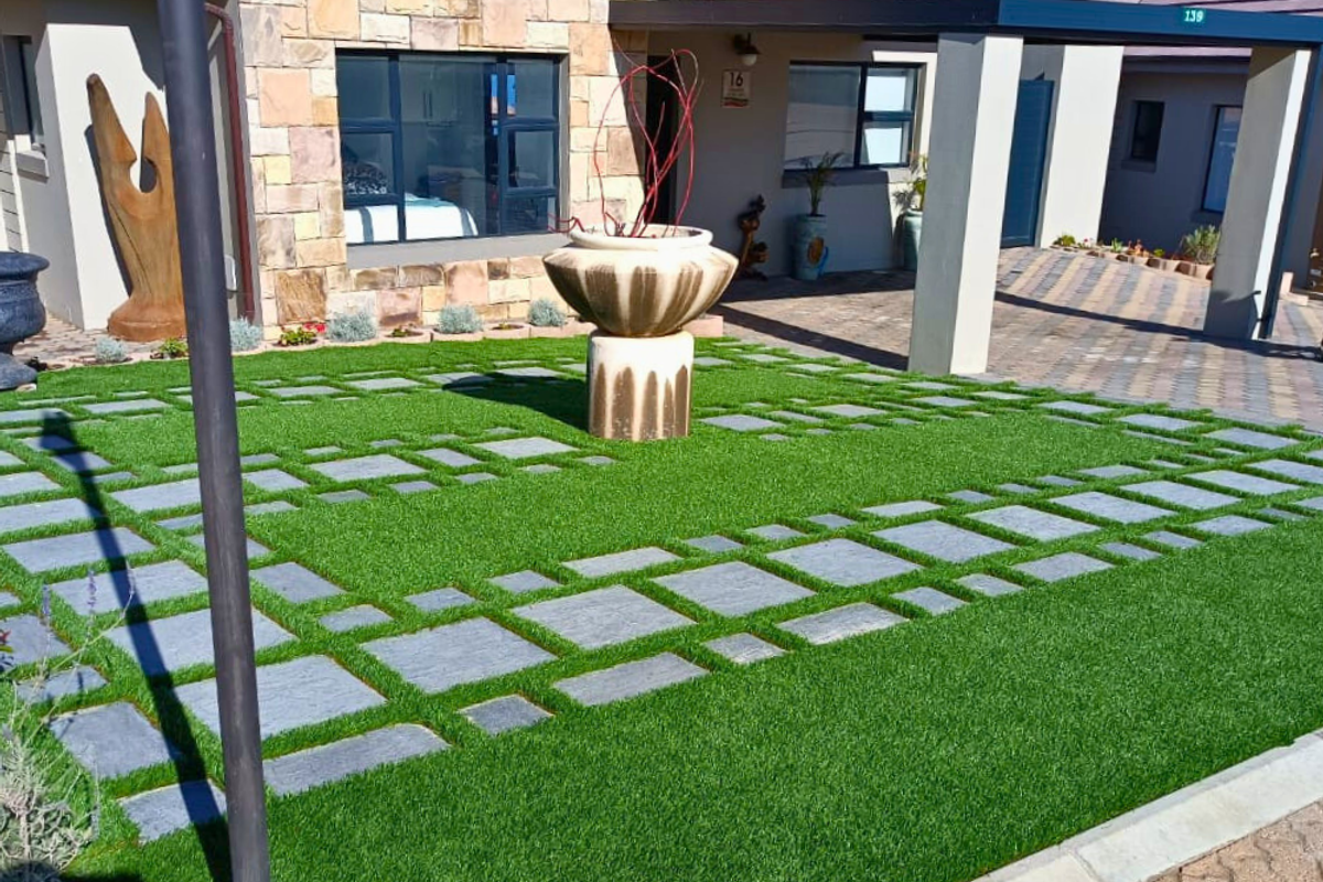 House For Sale In Mossel Bay - Photo 3