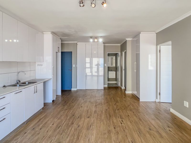 Stunning 2 Bedroom apartment a stone throw from Blouberg Beach - Photo 5