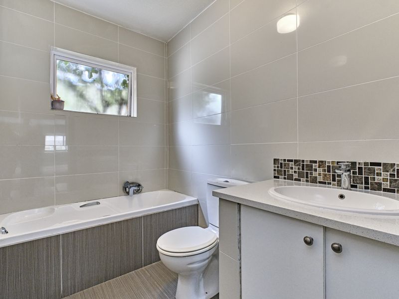 2 Bedroom Ground Floor Apartment for sale in Strathavon - Photo 7