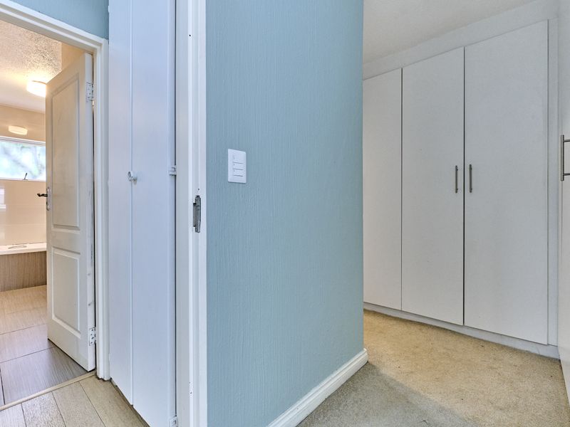 2 Bedroom Ground Floor Apartment for sale in Strathavon - Photo 4