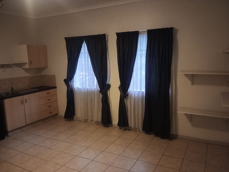 Apartment for Sale in Montclair - Photo 4