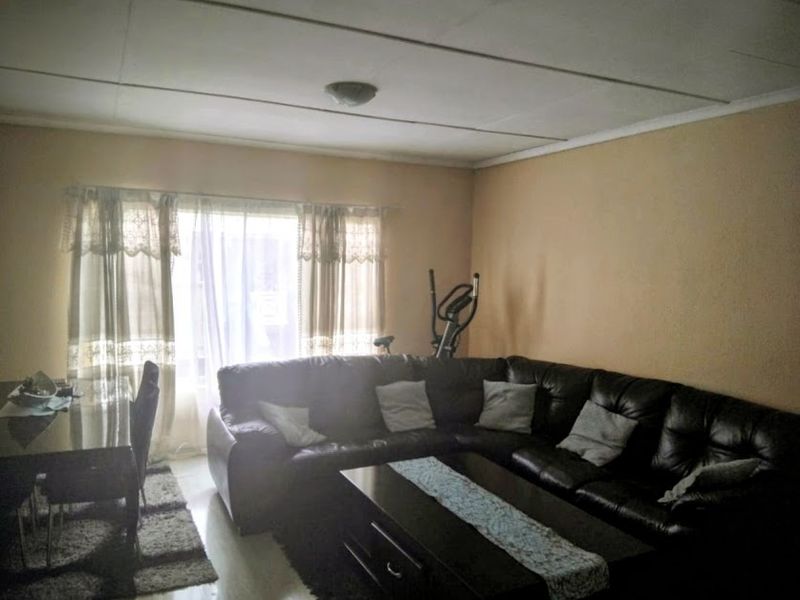 Resort-Style living !! - Photo 5