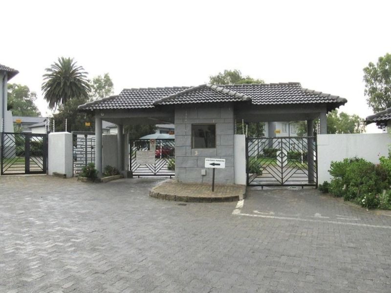 AFFORDABLE STARTER OR INVESTMENT UNIT - Photo 9