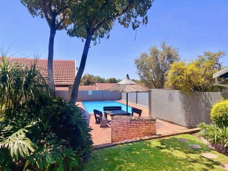 FAMILY HOME IN SECURE COMPLEX - Photo 9