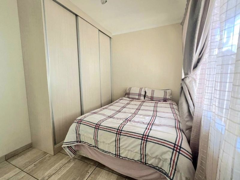 FAMILY HOME IN SECURE COMPLEX - Photo 5