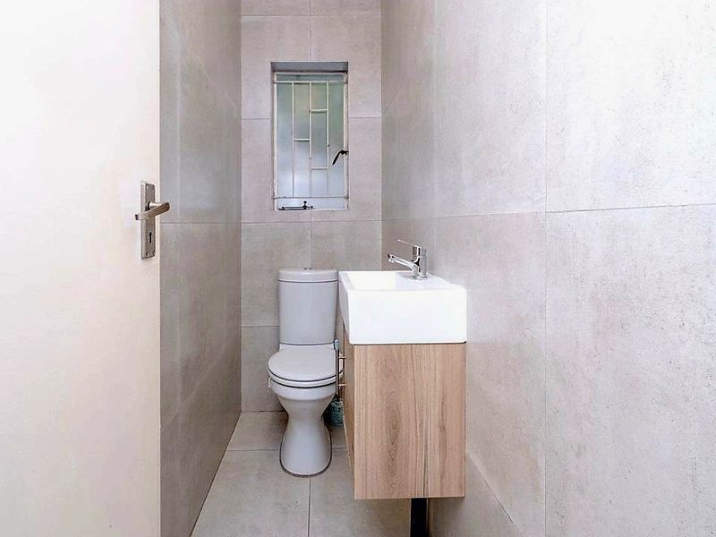 FAMILY HOME IN SECURE COMPLEX - Photo 8