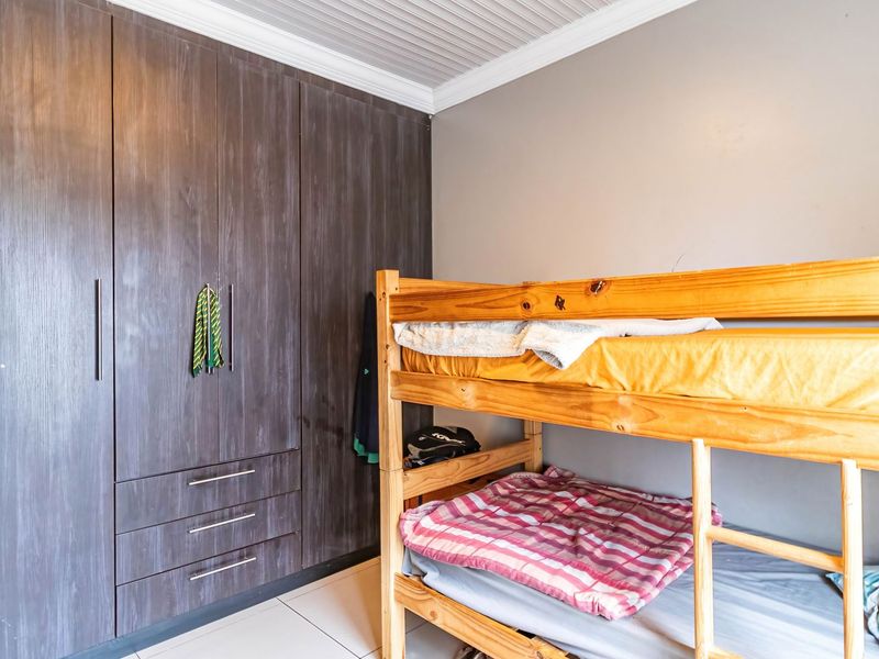 3 Bed House in Willow Park Manor - Photo 10