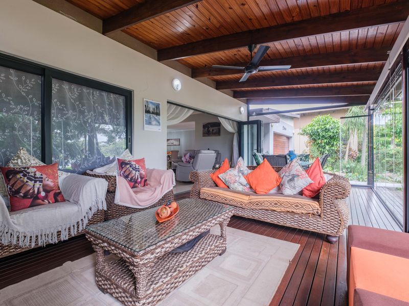 Stunning Family Home in Palm Lakes Estate -4 bedrooms and 3bathrooms - Photo 9