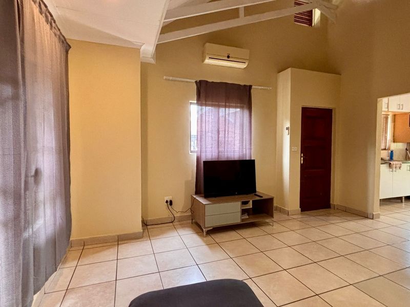 3 BEDROOM HOUSE IN COMPLEX TO LET - Photo 5