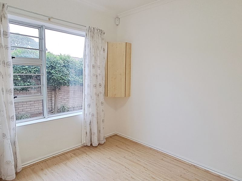 WALMER HEIGHTS 2 BED 1 BATH TOWNHOUSE FOR SALE - Photo 6