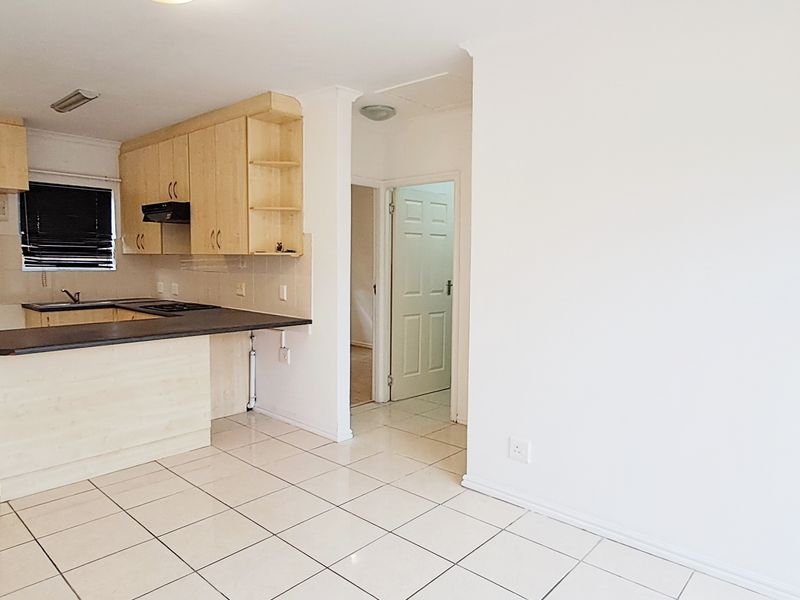 WALMER HEIGHTS 2 BED 1 BATH TOWNHOUSE FOR SALE - Photo 5