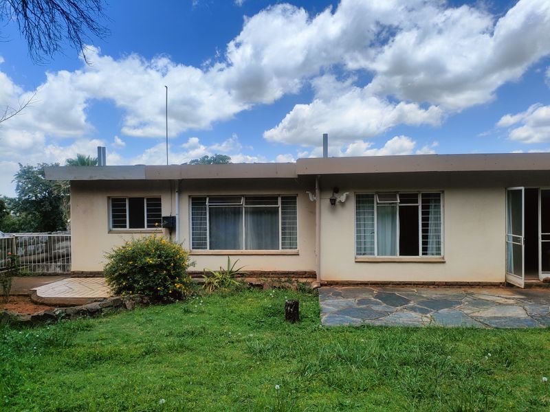 House Pending Sale In Pretoria - Photo 8