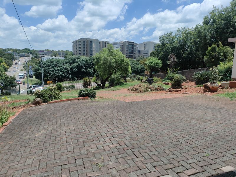 House Pending Sale In Pretoria - Photo 6