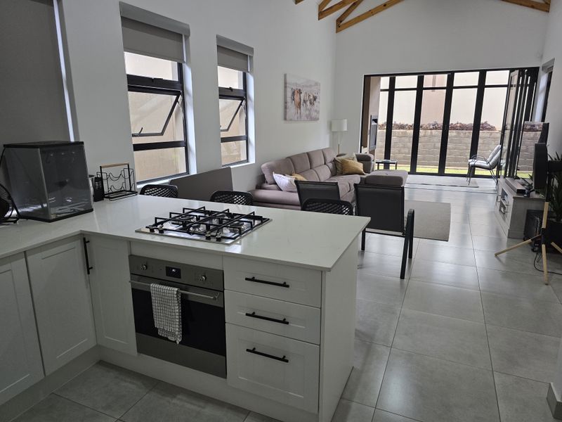 Secure Modern Sectional Title Unit in Leloko Lifestyle & Eco Estate - Photo 2