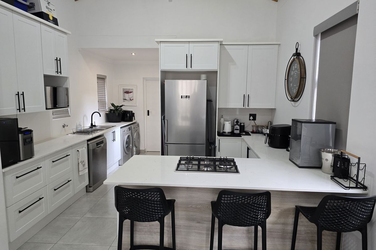 Secure Modern Sectional Title Unit in Leloko Lifestyle & Eco Estate - Photo 3