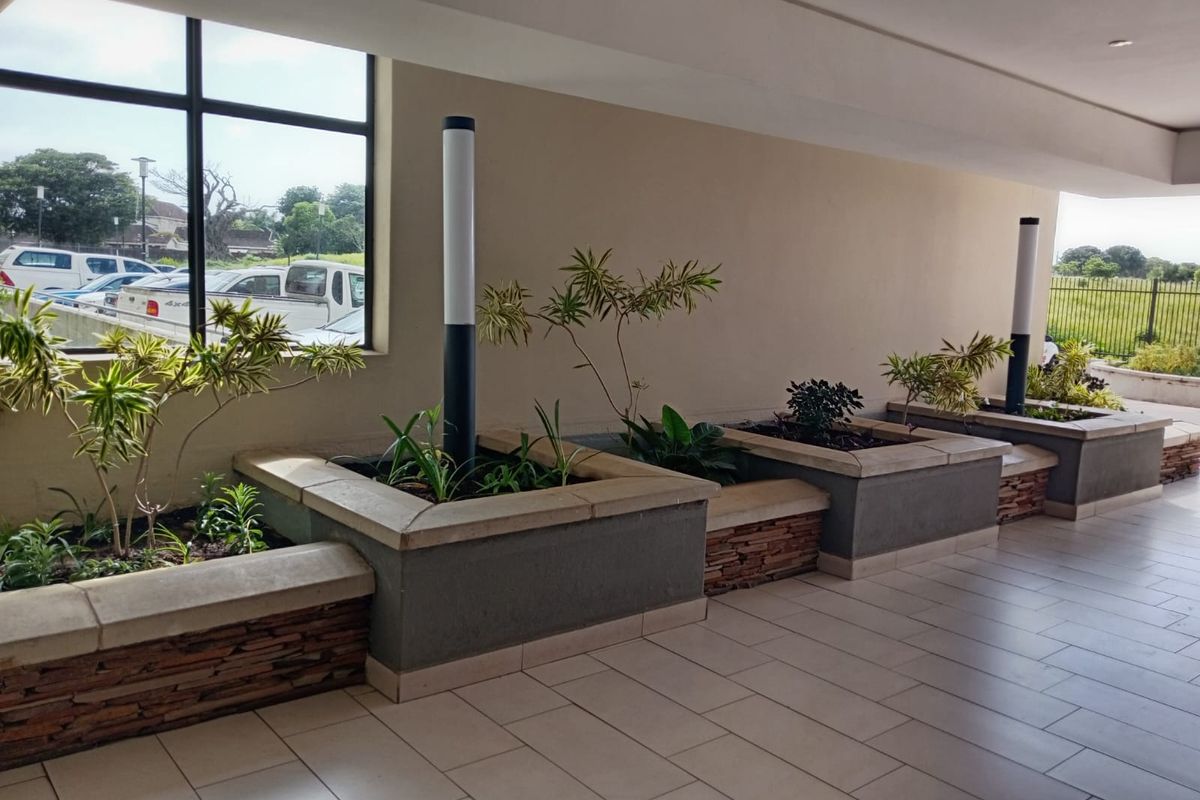 1 Bedroom Apartment for Sale in Ridge Town Central - Photo 4