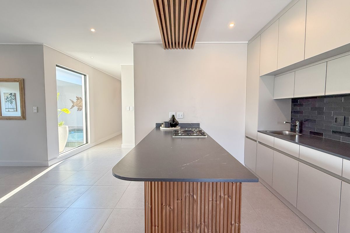 Beautiful New Home in Zululami Luxury Coastal Estate - Photo 5