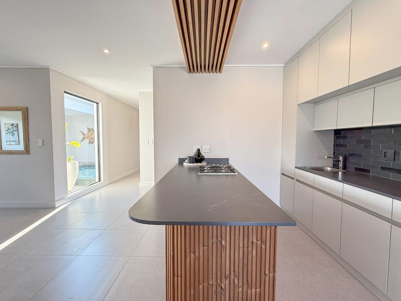 Beautiful New Home in Zululami Luxury Coastal Estate - Photo 5