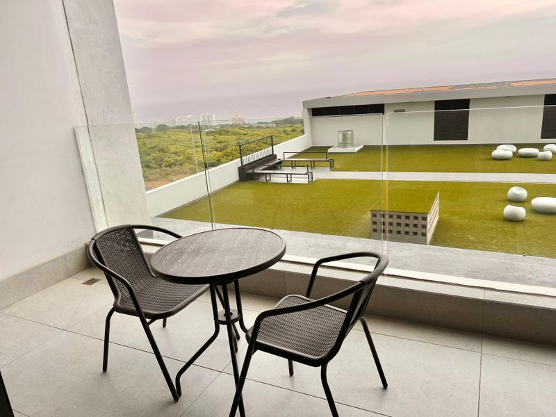 Fully Furnished 2 Bedroom, 2 Bathroom Apartment for Sale in Umhlanga Ridgeside - Photo 7