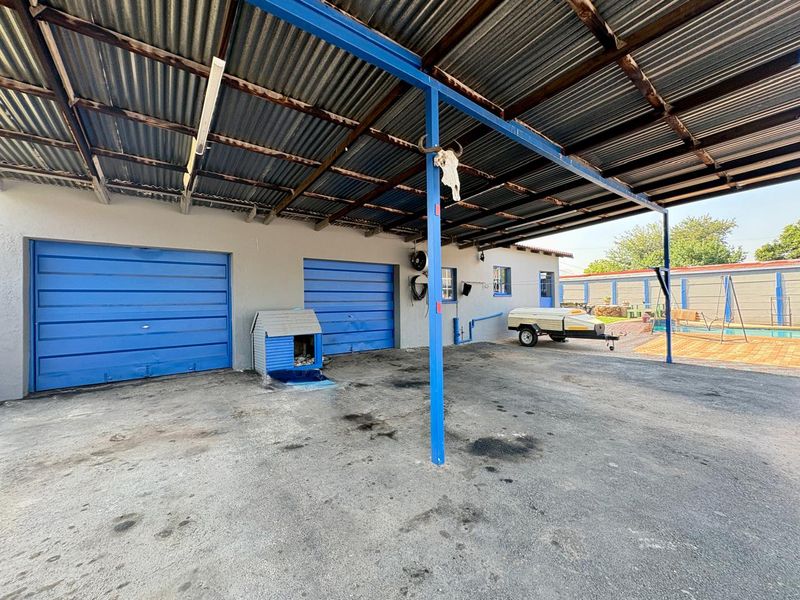 Stunning family home for sale in Dalview! - Photo 7