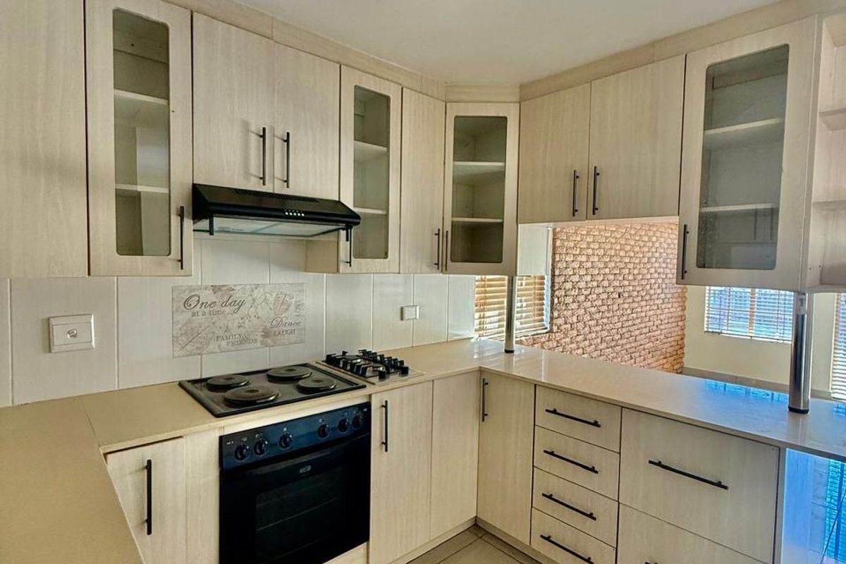 House Rental Monthly In Witbank - Photo 2