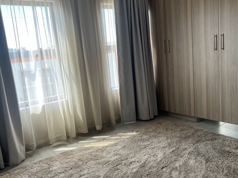 House For Sale In Witbank - Photo 8